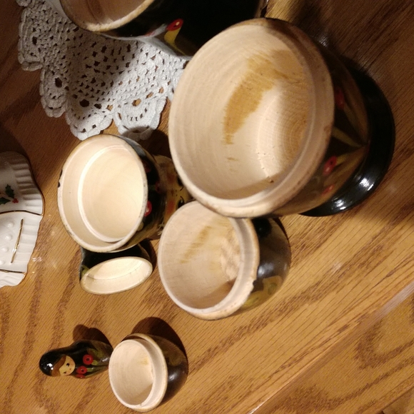 Russian Dolls - Picture 5 of 10